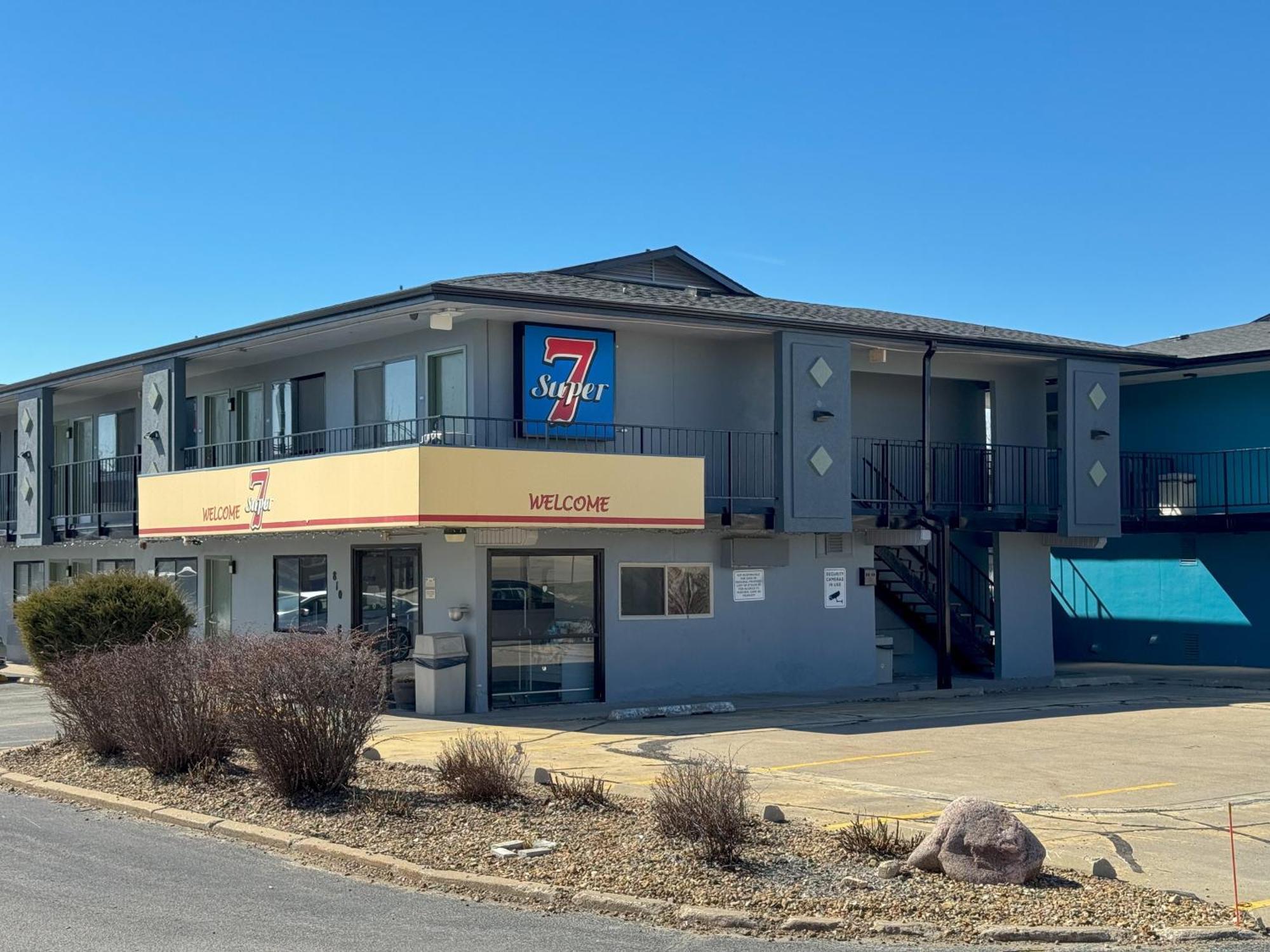 Super 7 Motel 코랄빌 외부 사진